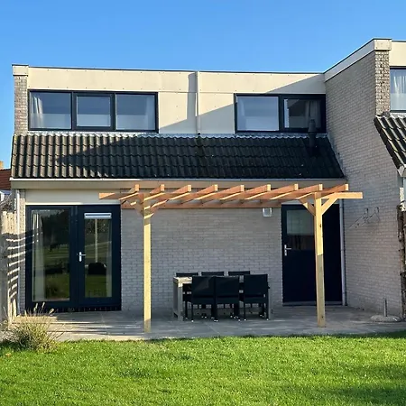 't Eibernest Шале *