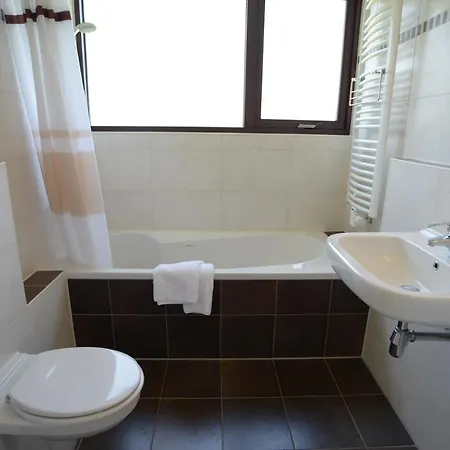 't Eibernest Chalet *